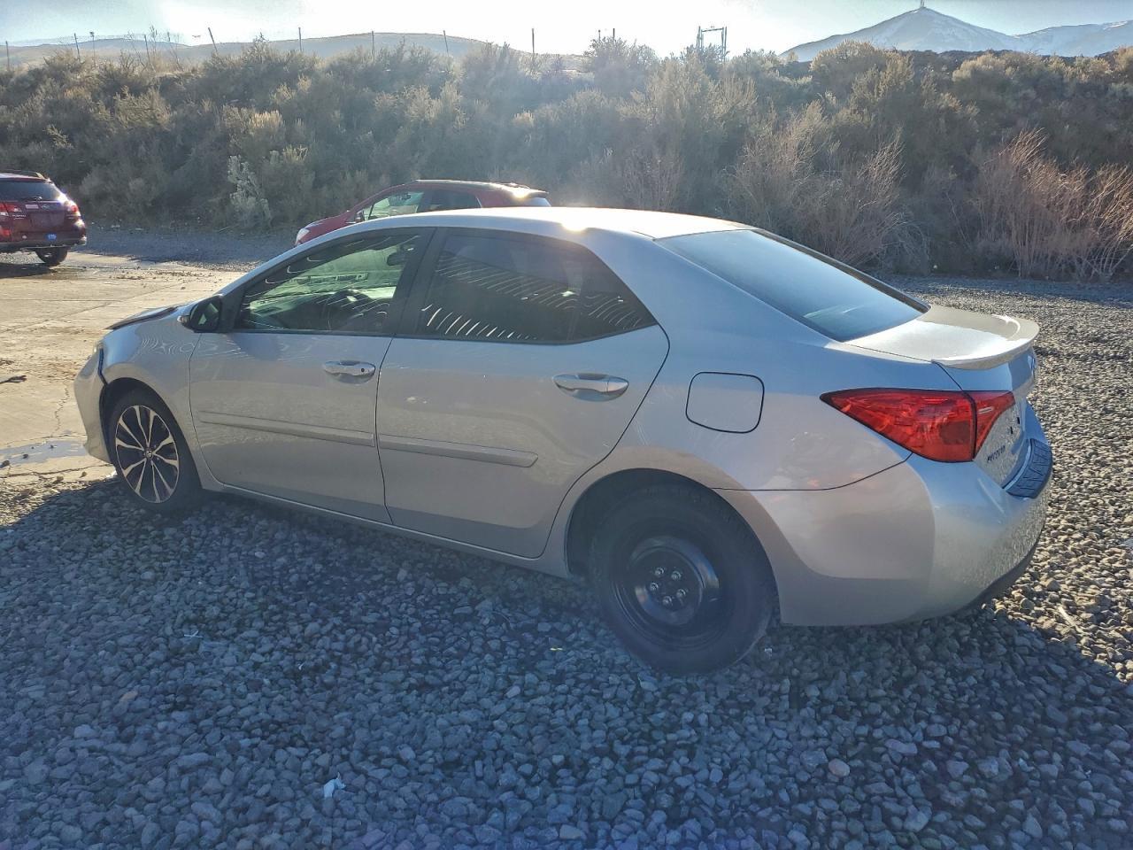2017 TOYOTA COROLLA