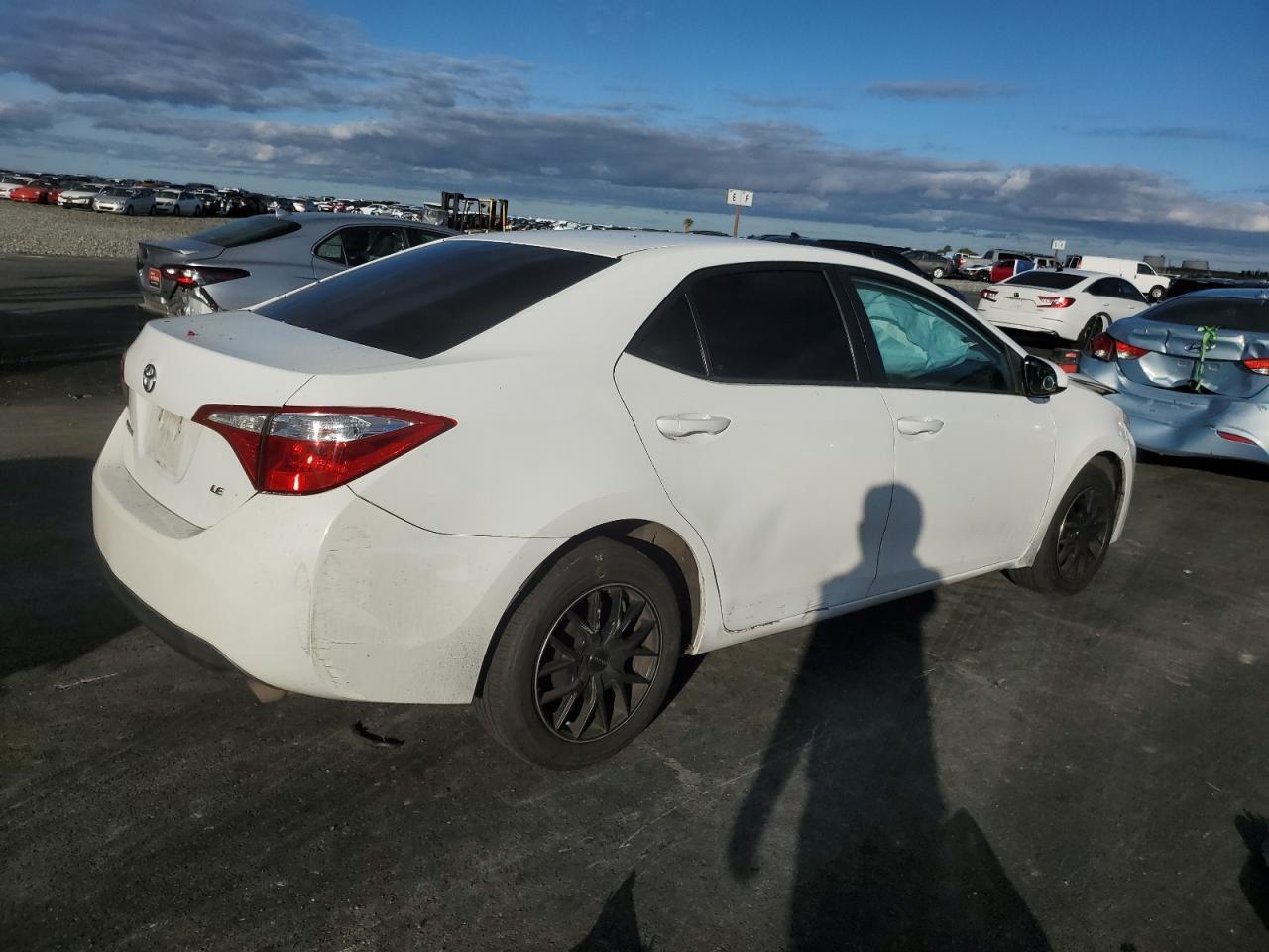 2015 TOYOTA COROLLA