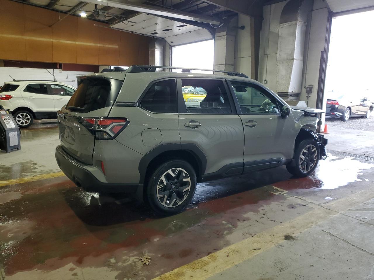 2025 SUBARU FORESTER