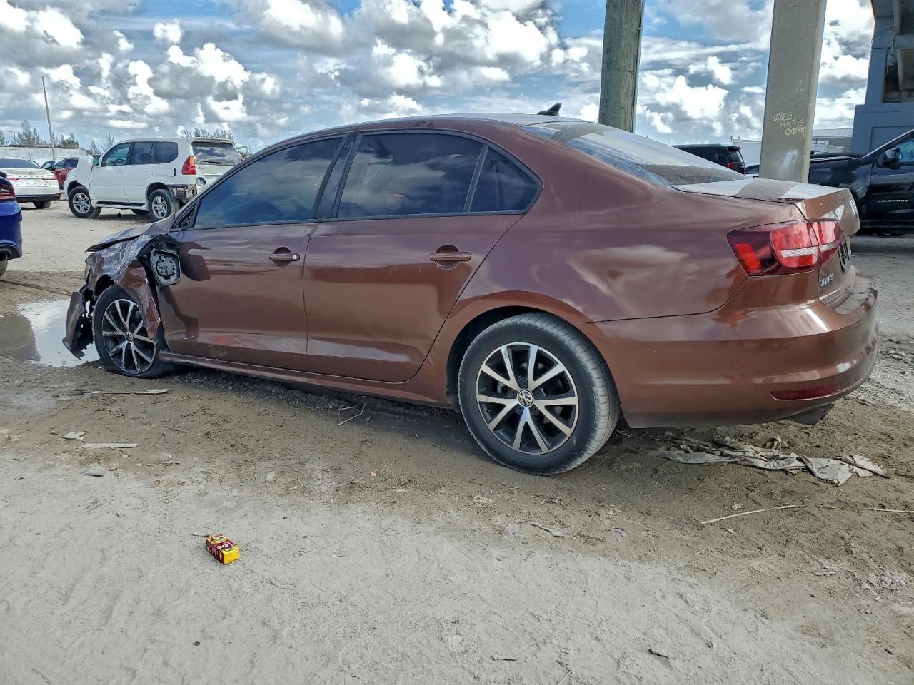 2016 VOLKSWAGEN JETTA