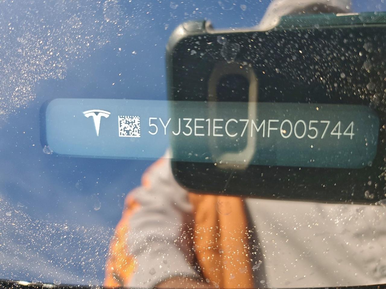 2021 TESLA MODEL 3