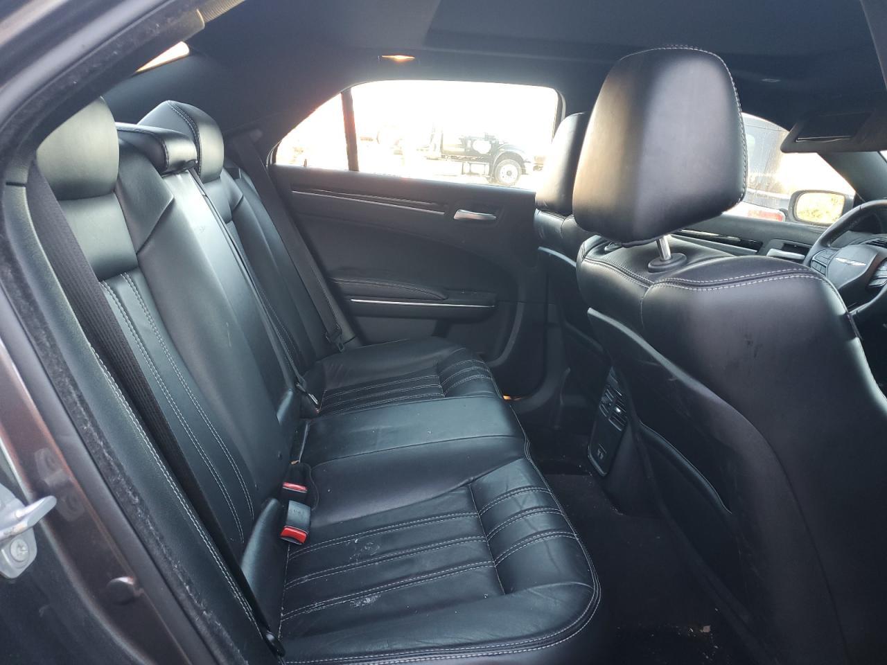 2017 CHRYSLER 300