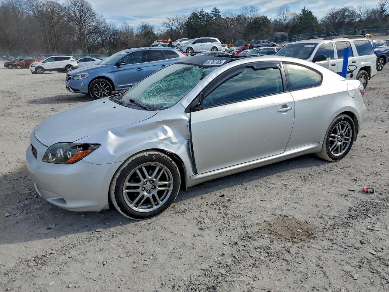 2010 TOYOTA SCION