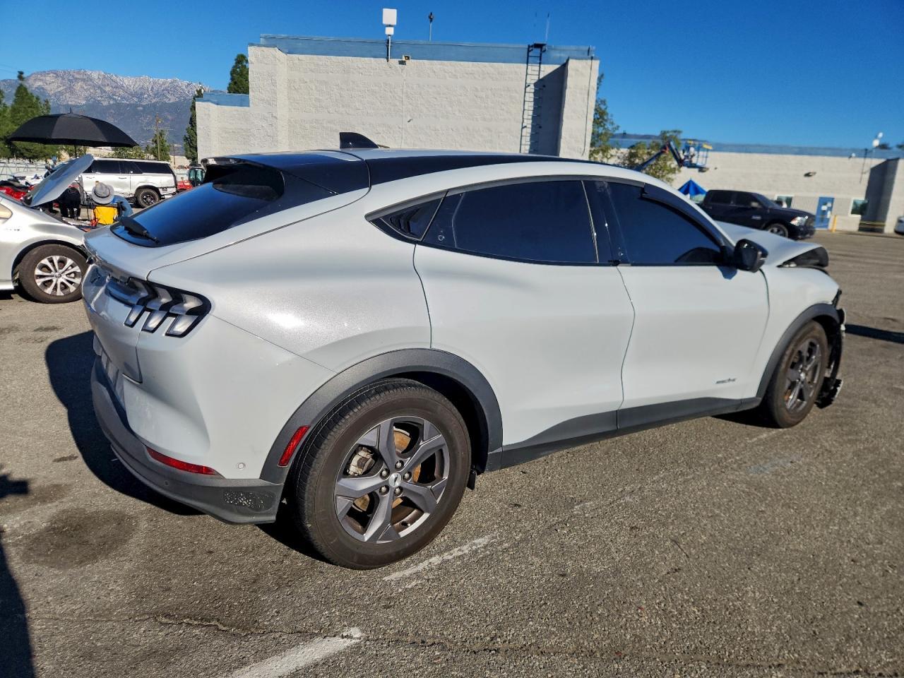 2023 FORD Mustang Mach-E
