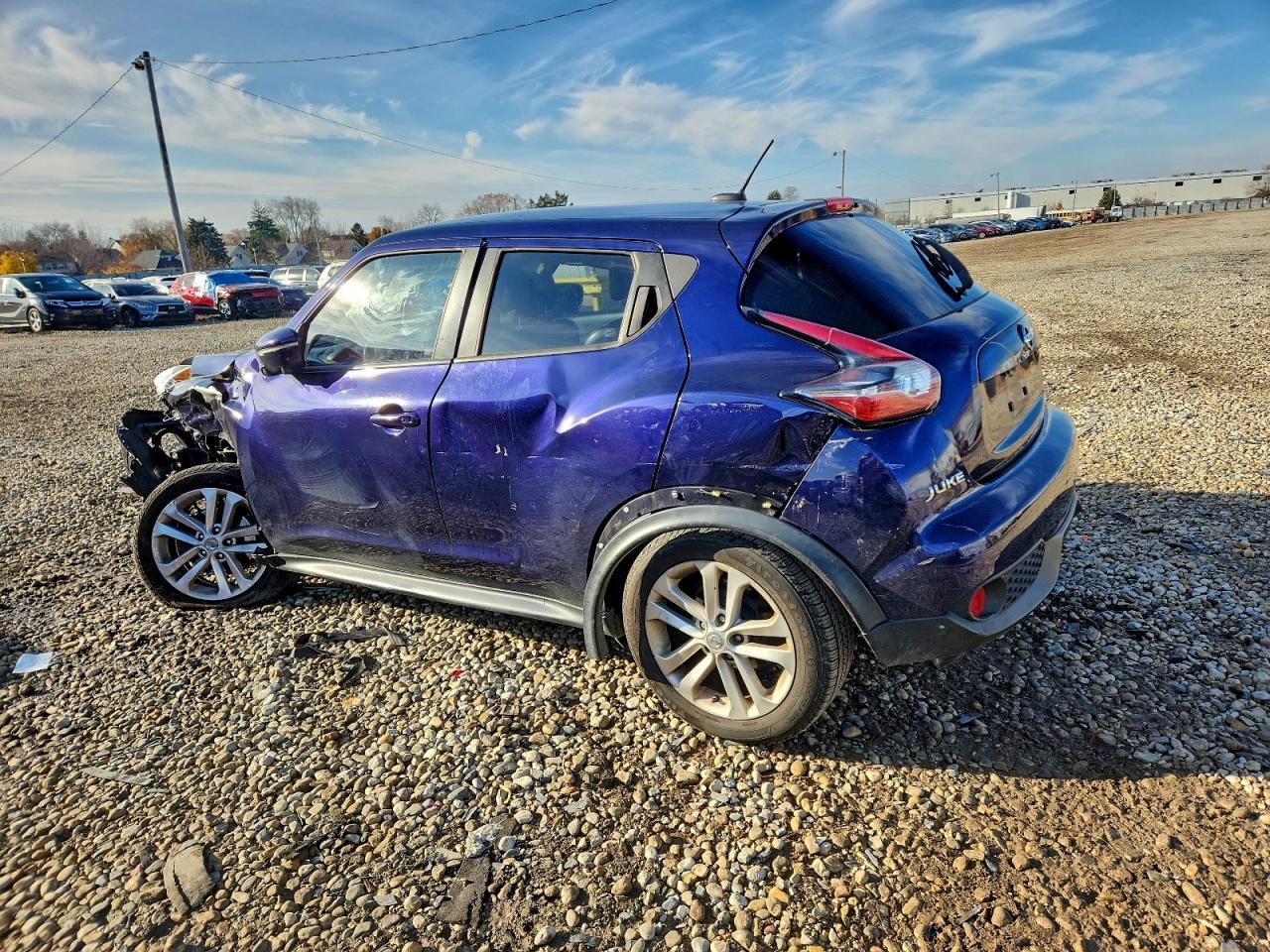 2015 NISSAN Juke