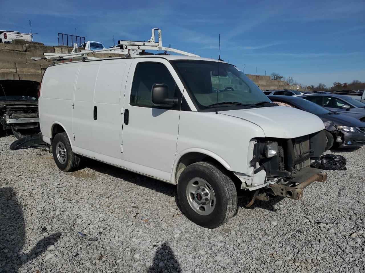 2015 GMC Savana