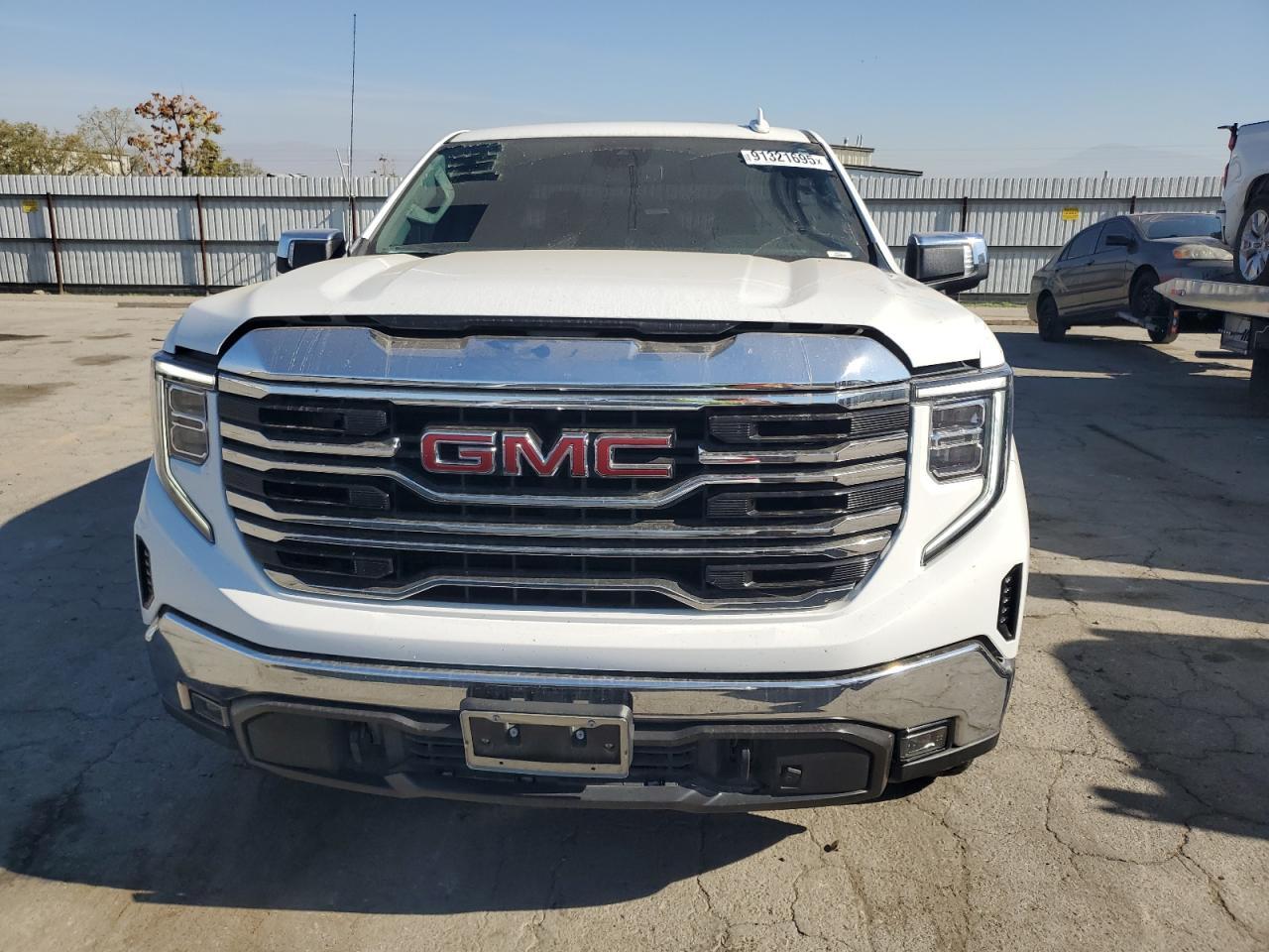 2023 GMC Sierra