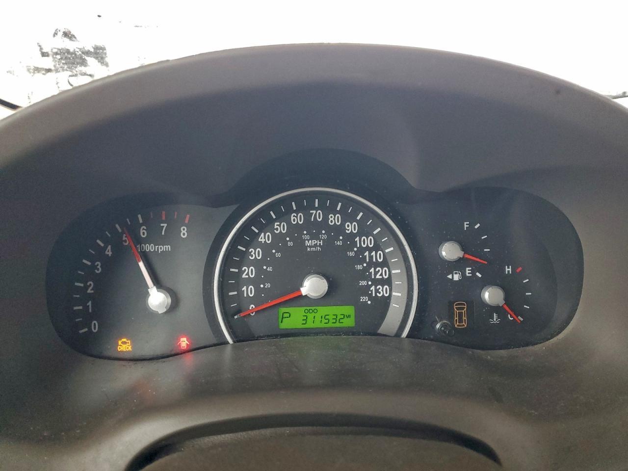2008 KIA SEDONA