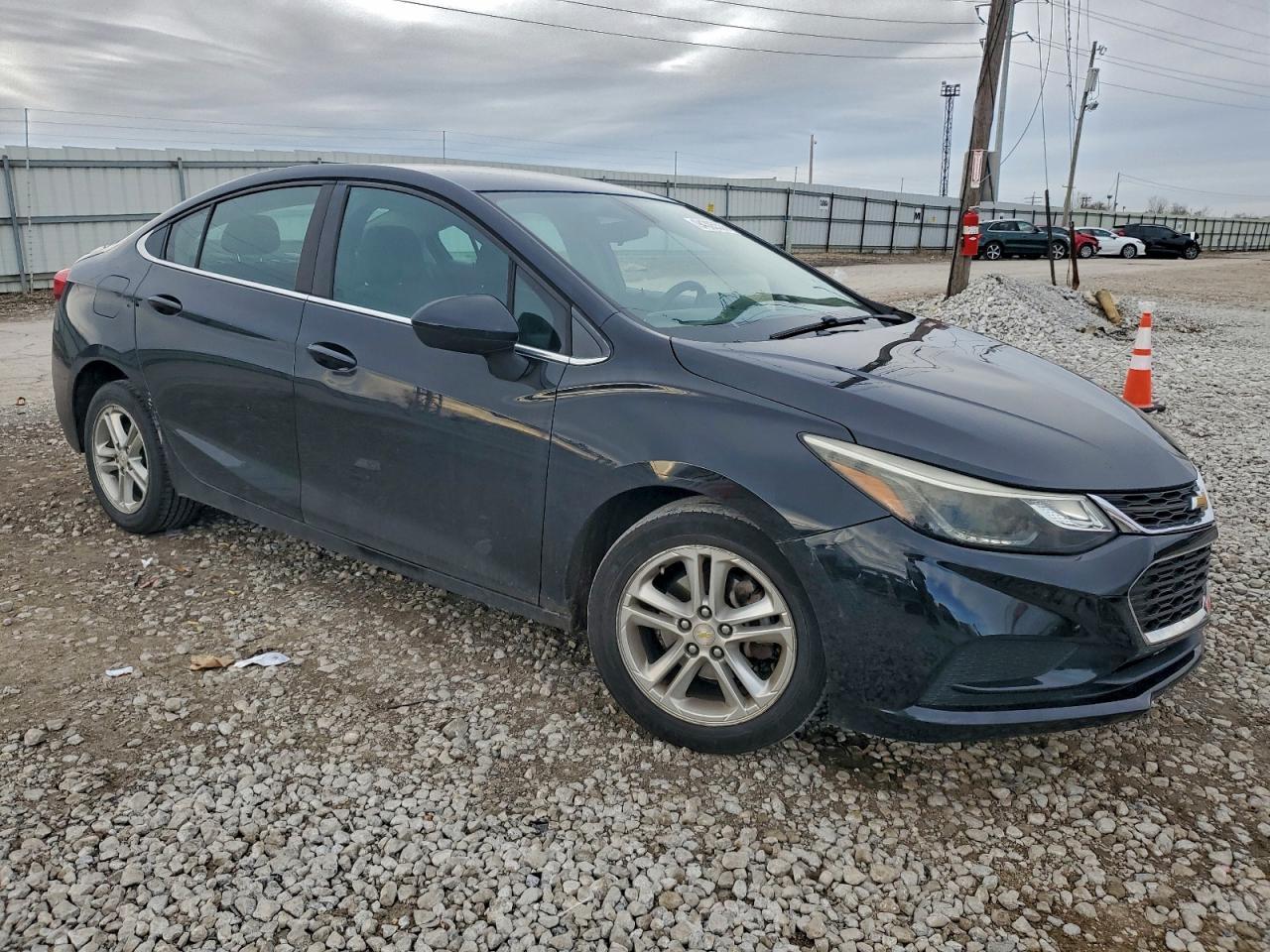2016 CHEVROLET CRUZE
