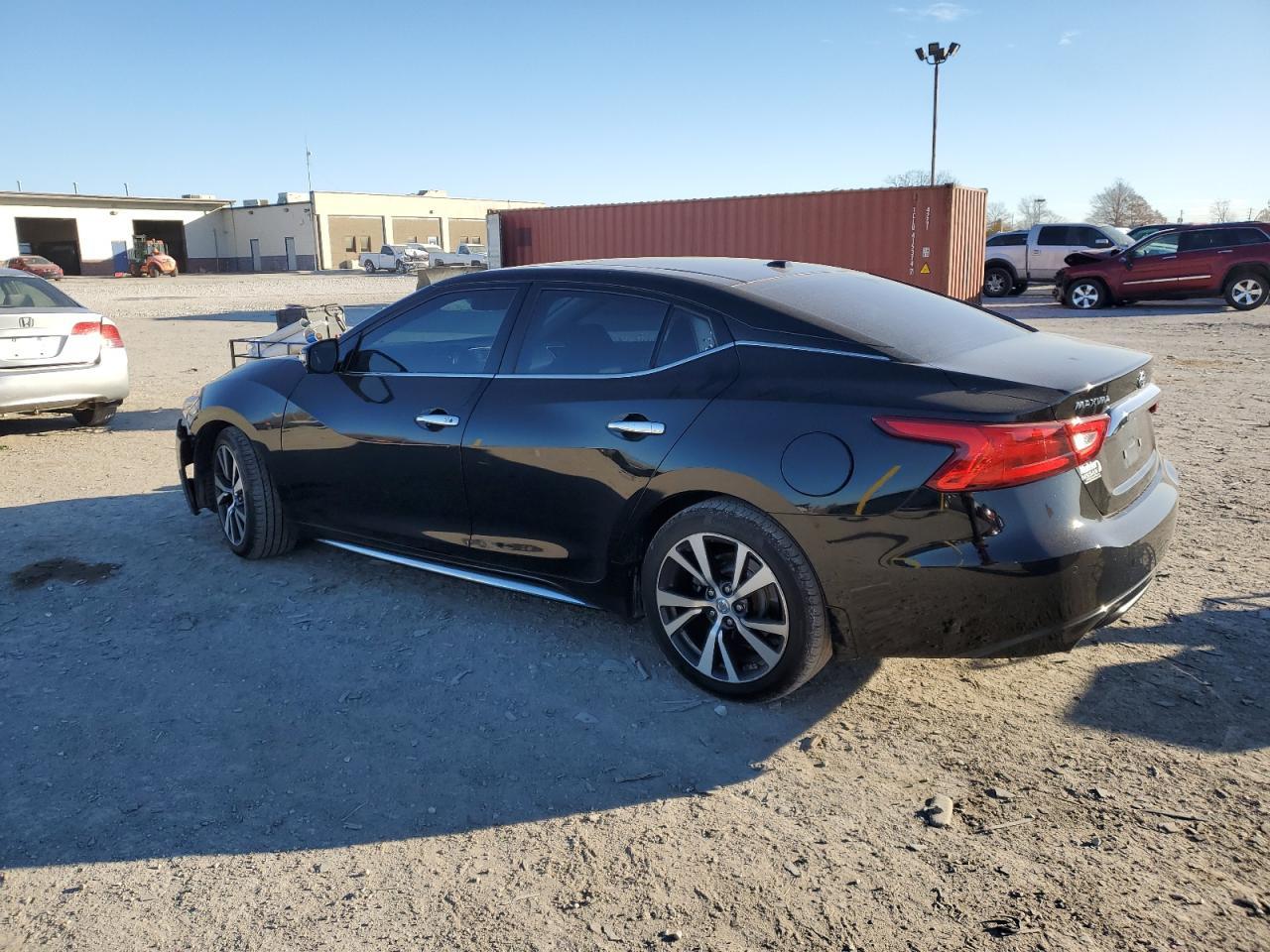 2017 NISSAN Maxima