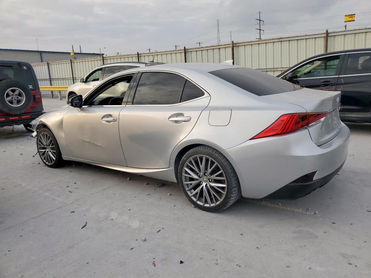 2017 LEXUS IS 200t