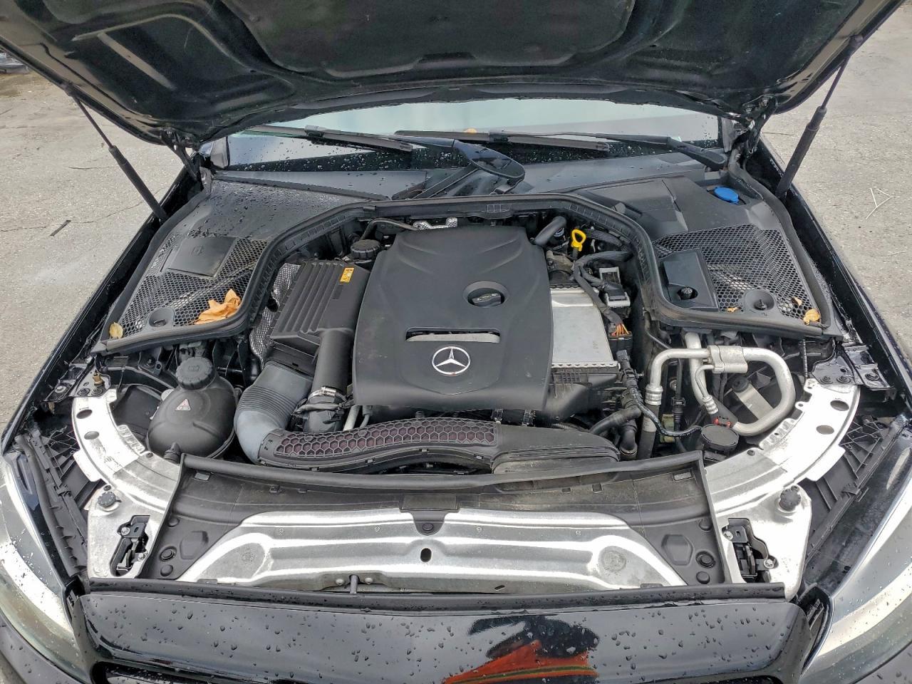 2016 MERCEDES-BENZ C-CLASS