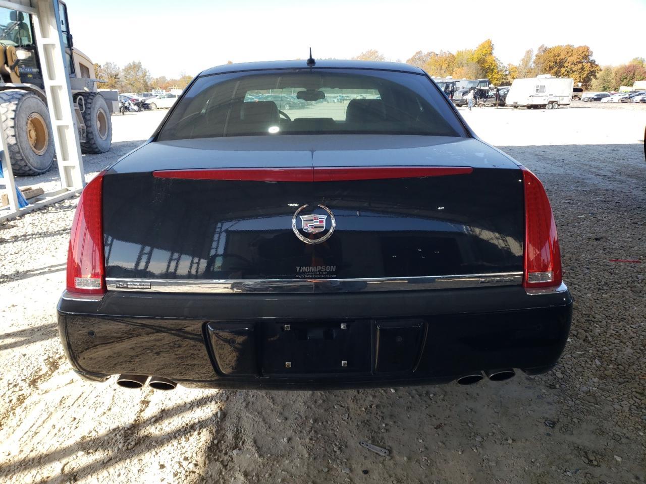 2006 CADILLAC DTS