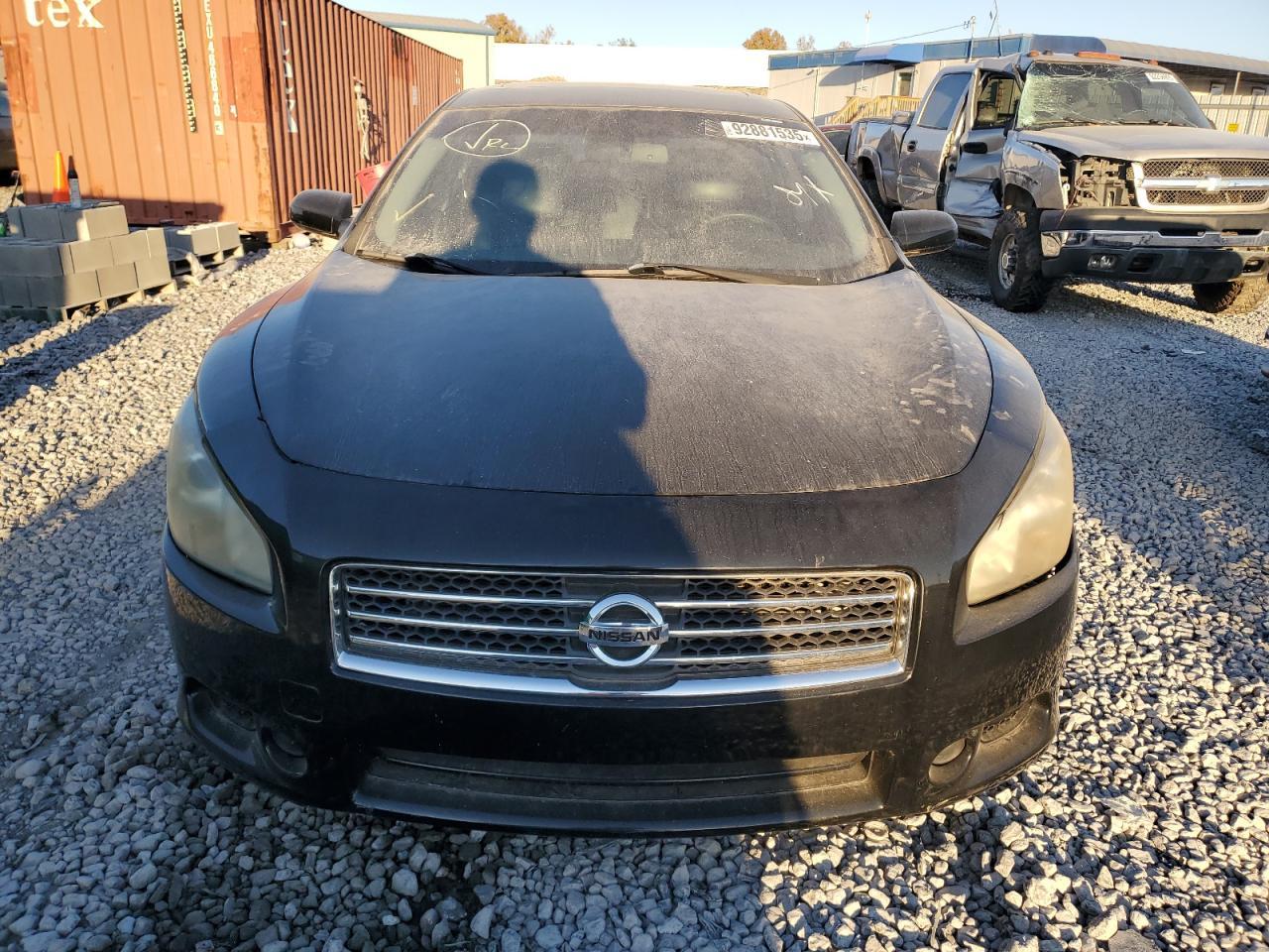 2010 NISSAN Maxima