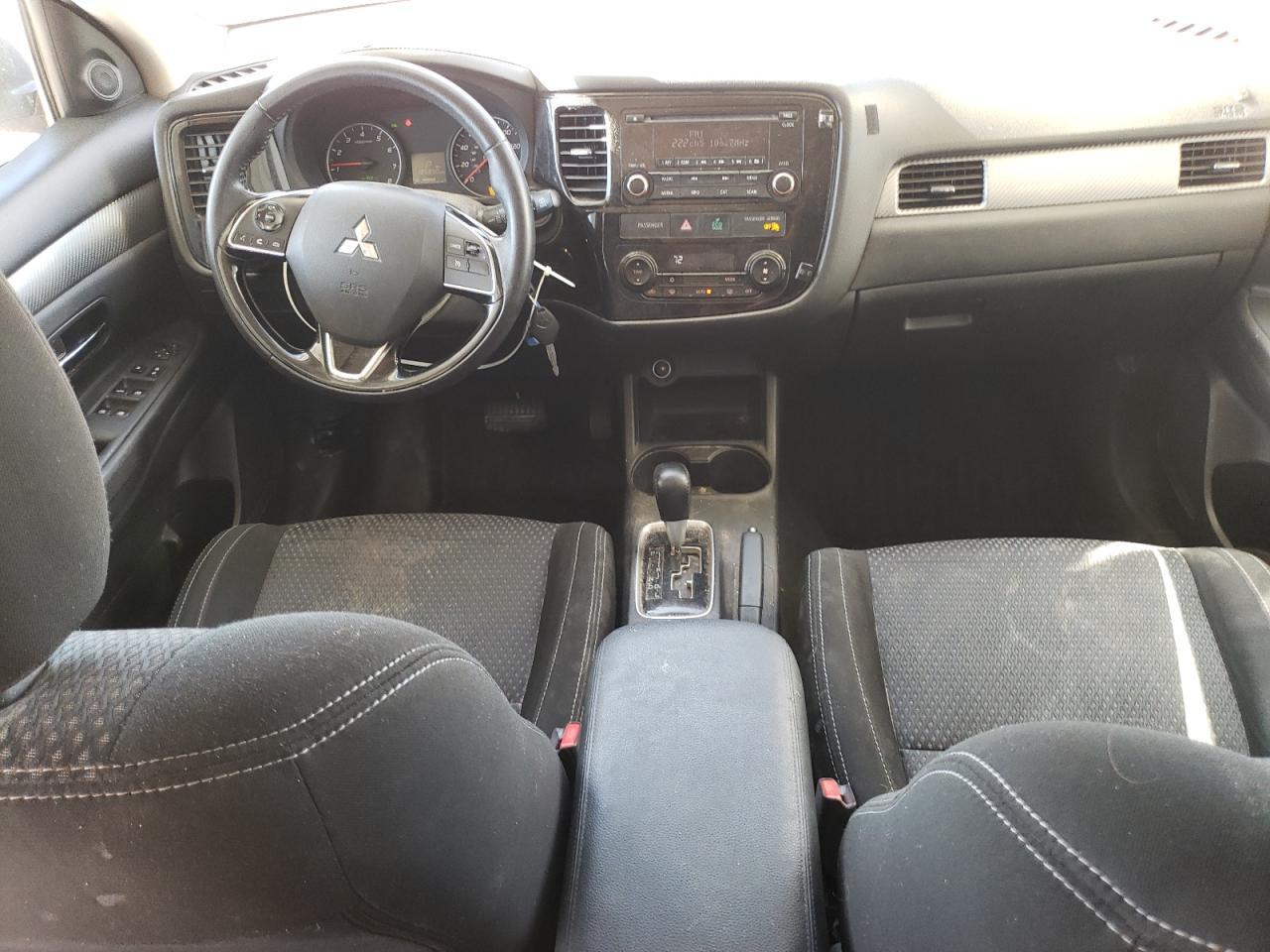 2016 MITSUBISHI outlander