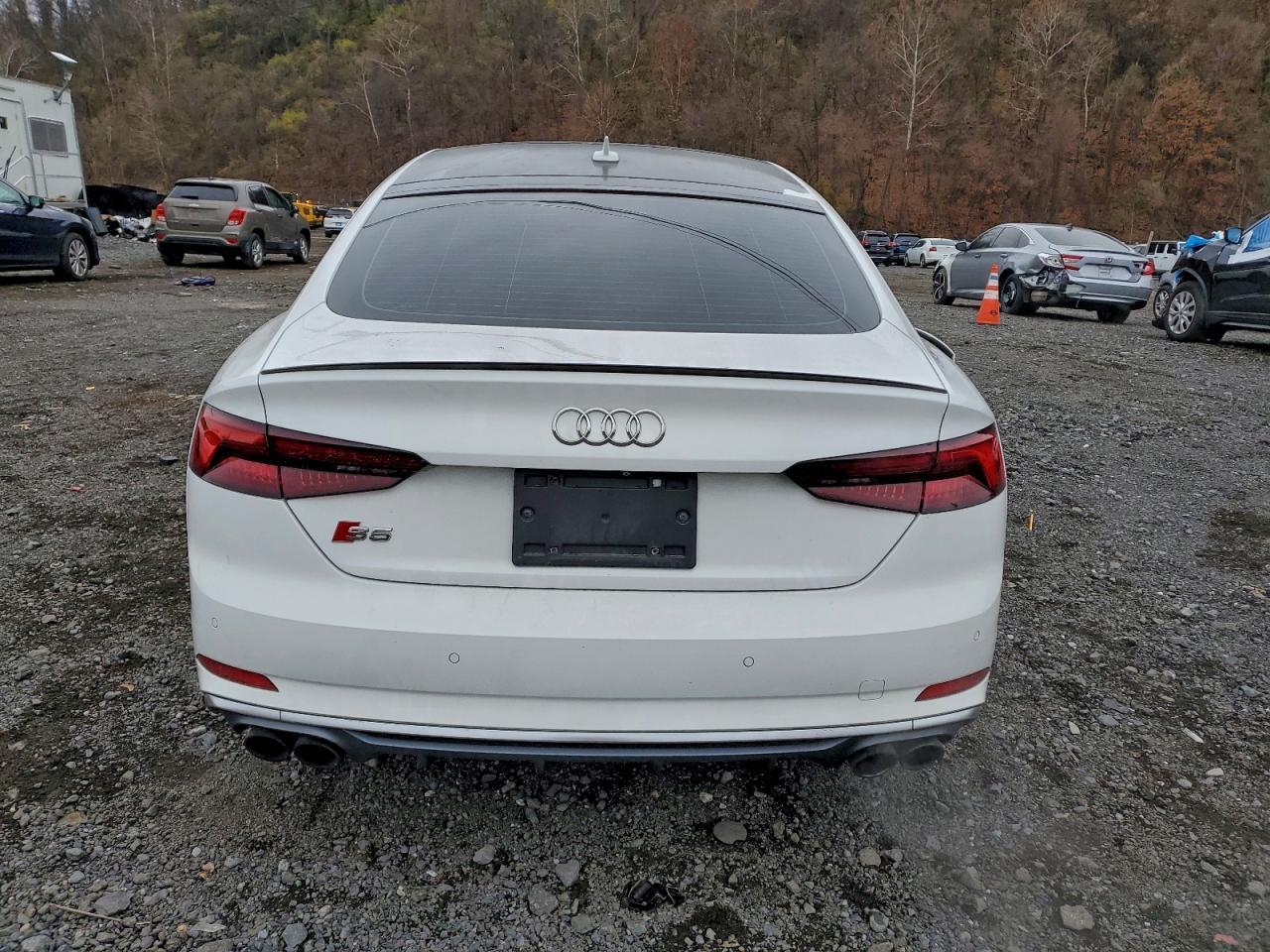 2018 AUDI S5