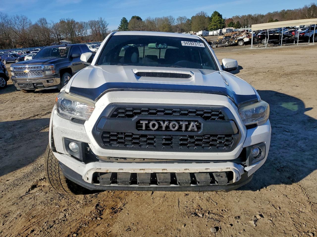 2017 TOYOTA TACOMA