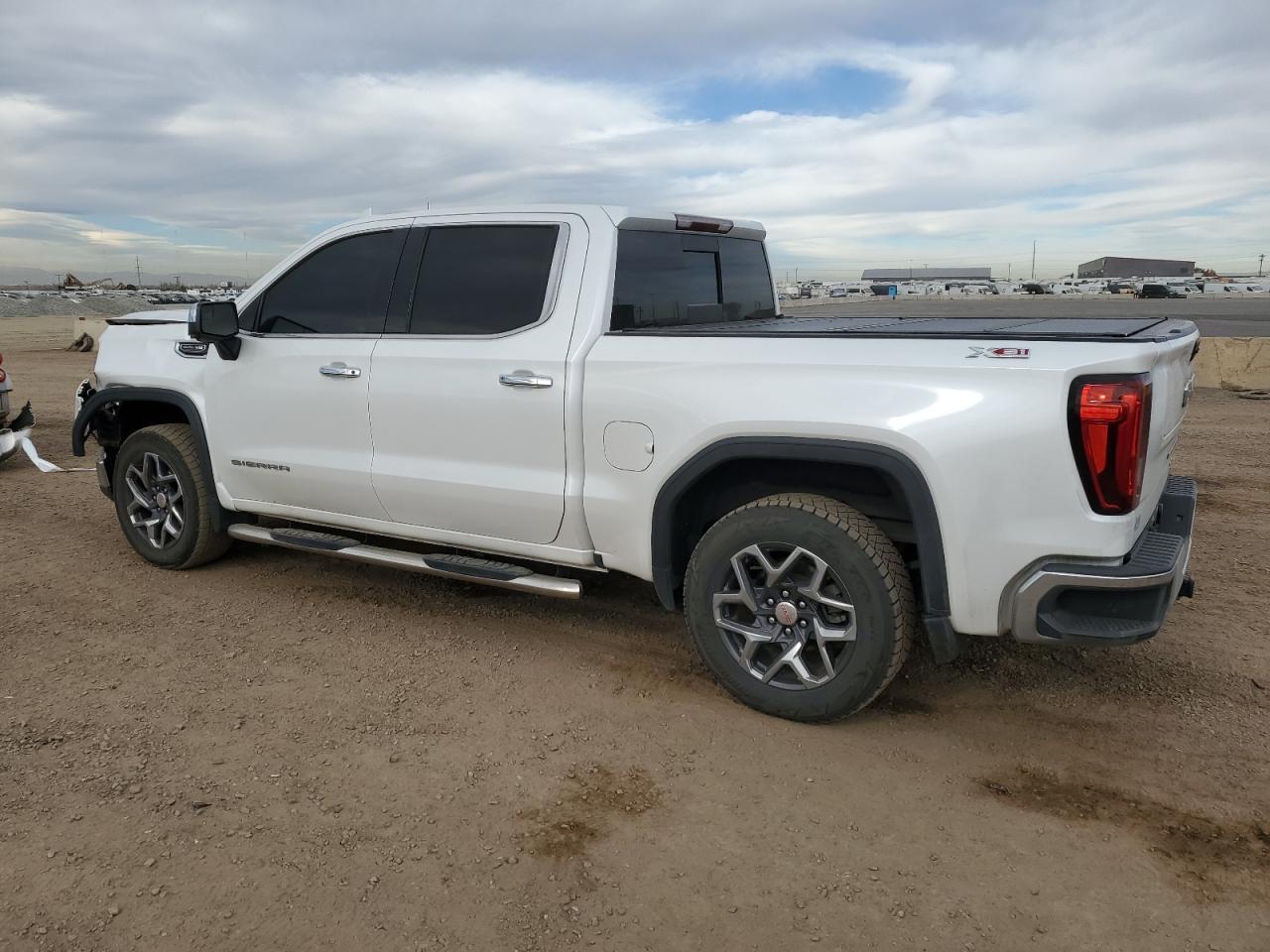 2023 GMC Sierra