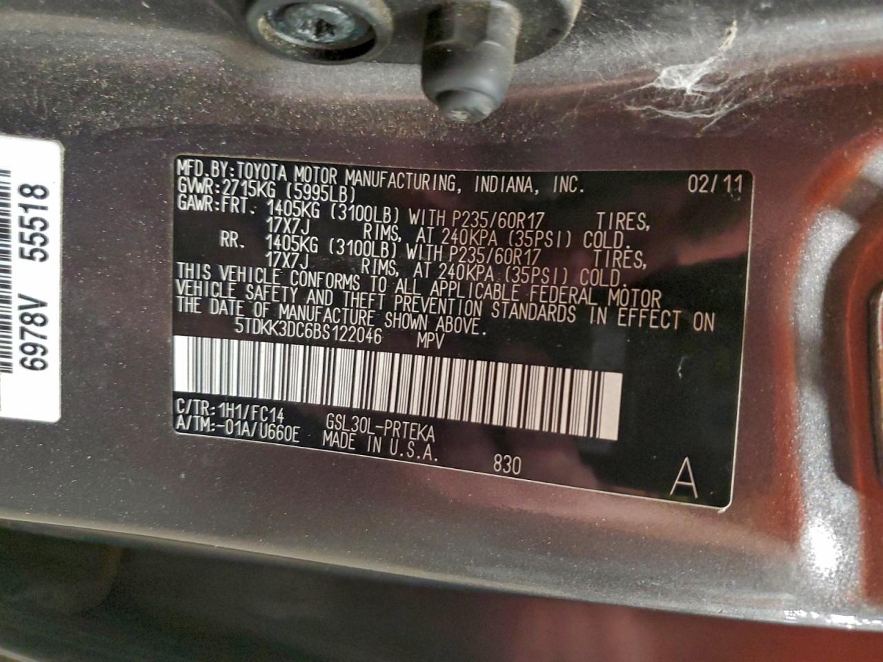 2011 TOYOTA SIENNA