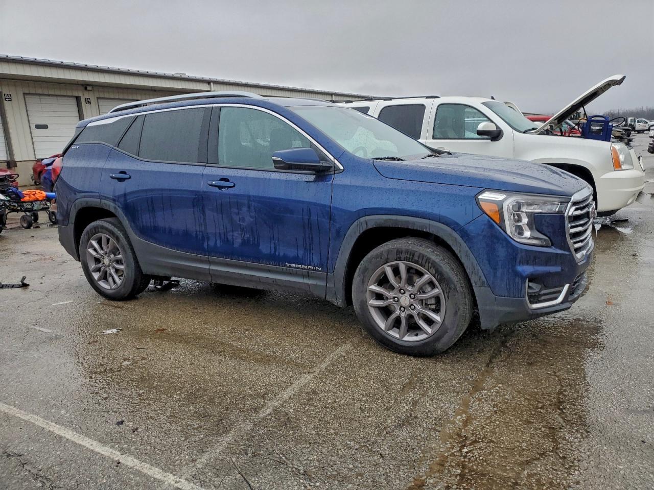 2023 GMC Terrain