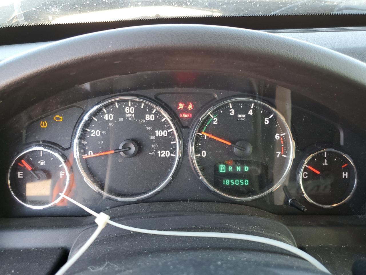 2011 JEEP Liberty