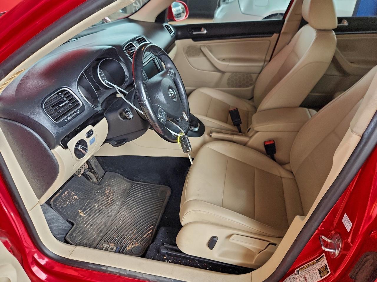 2013 VOLKSWAGEN JETTA