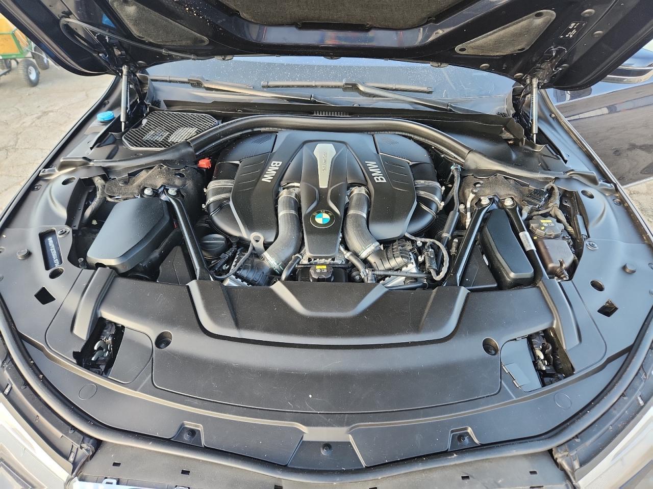 2016 BMW 7 series