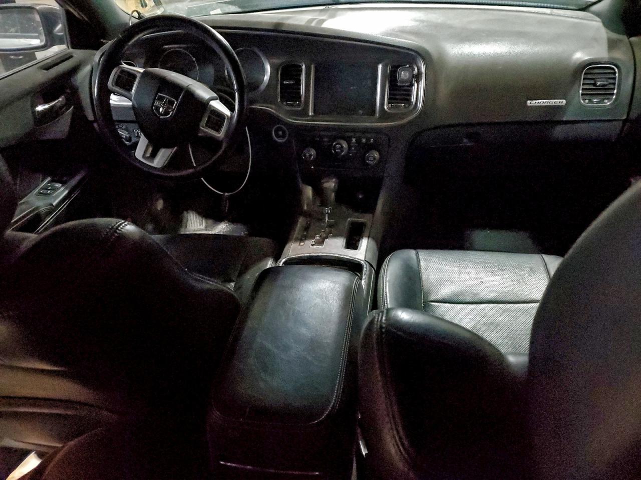 2013 DODGE CHARGER