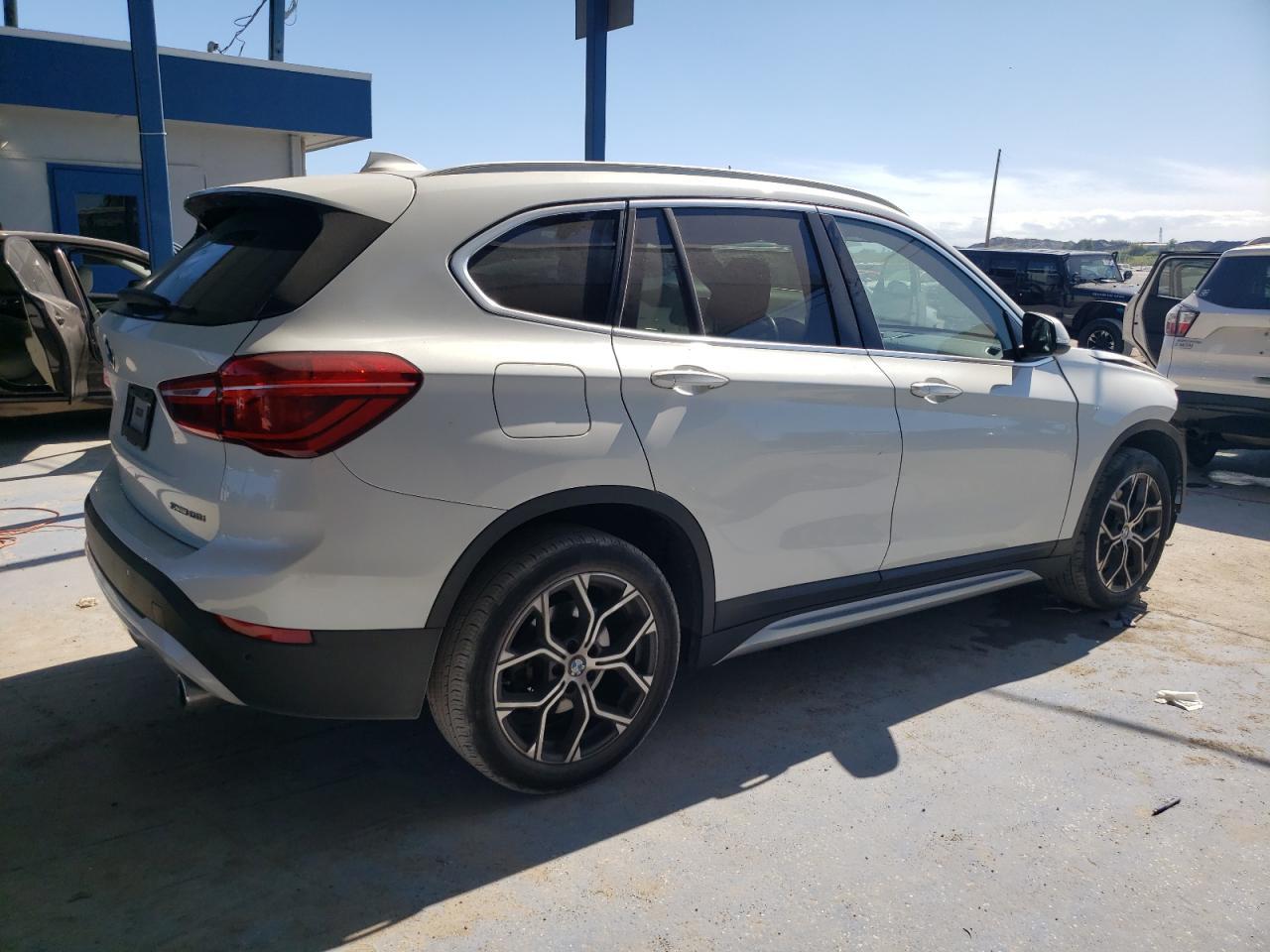 2021 BMW X1
