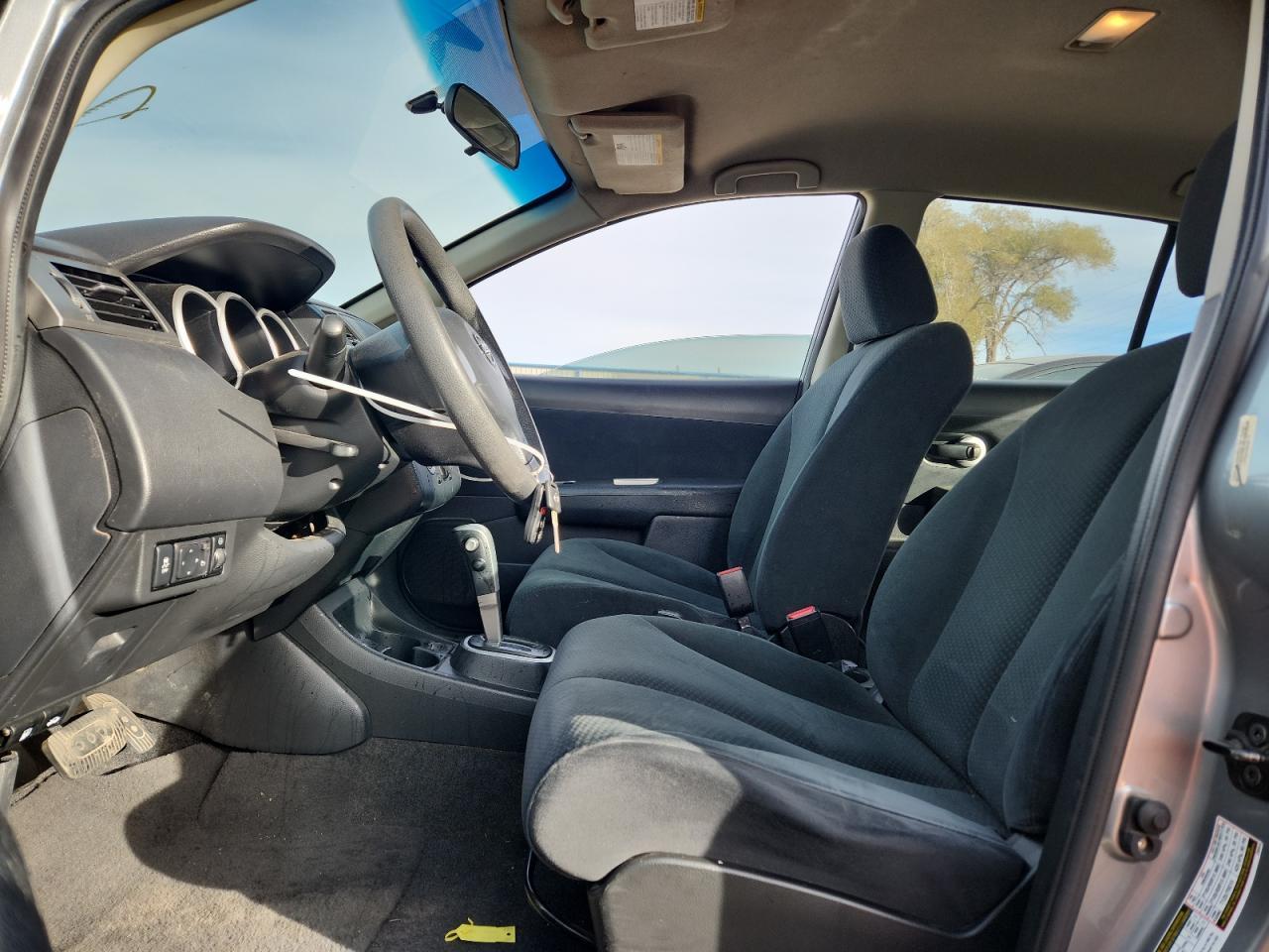 2012 NISSAN VERSA