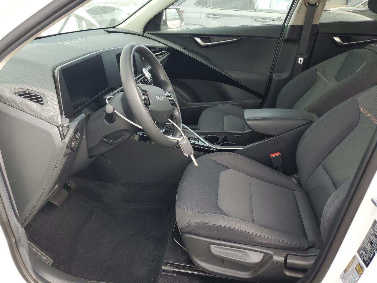 2025 KIA Niro