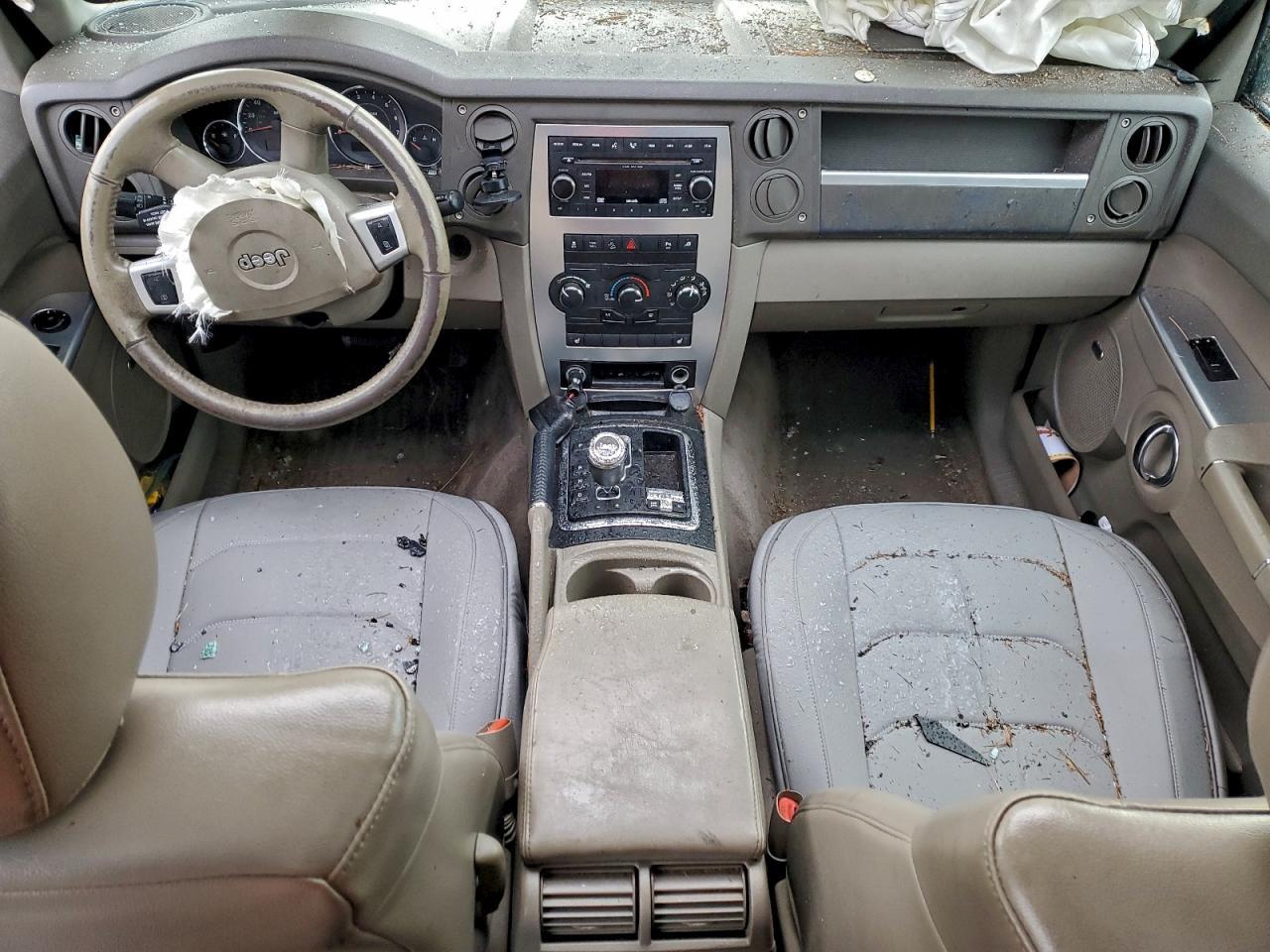 2010 JEEP Commander