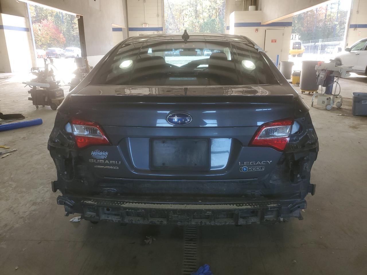 2019 SUBARU Legacy