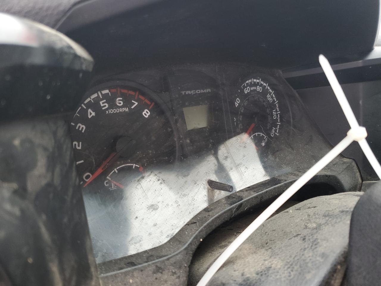 2017 TOYOTA TACOMA