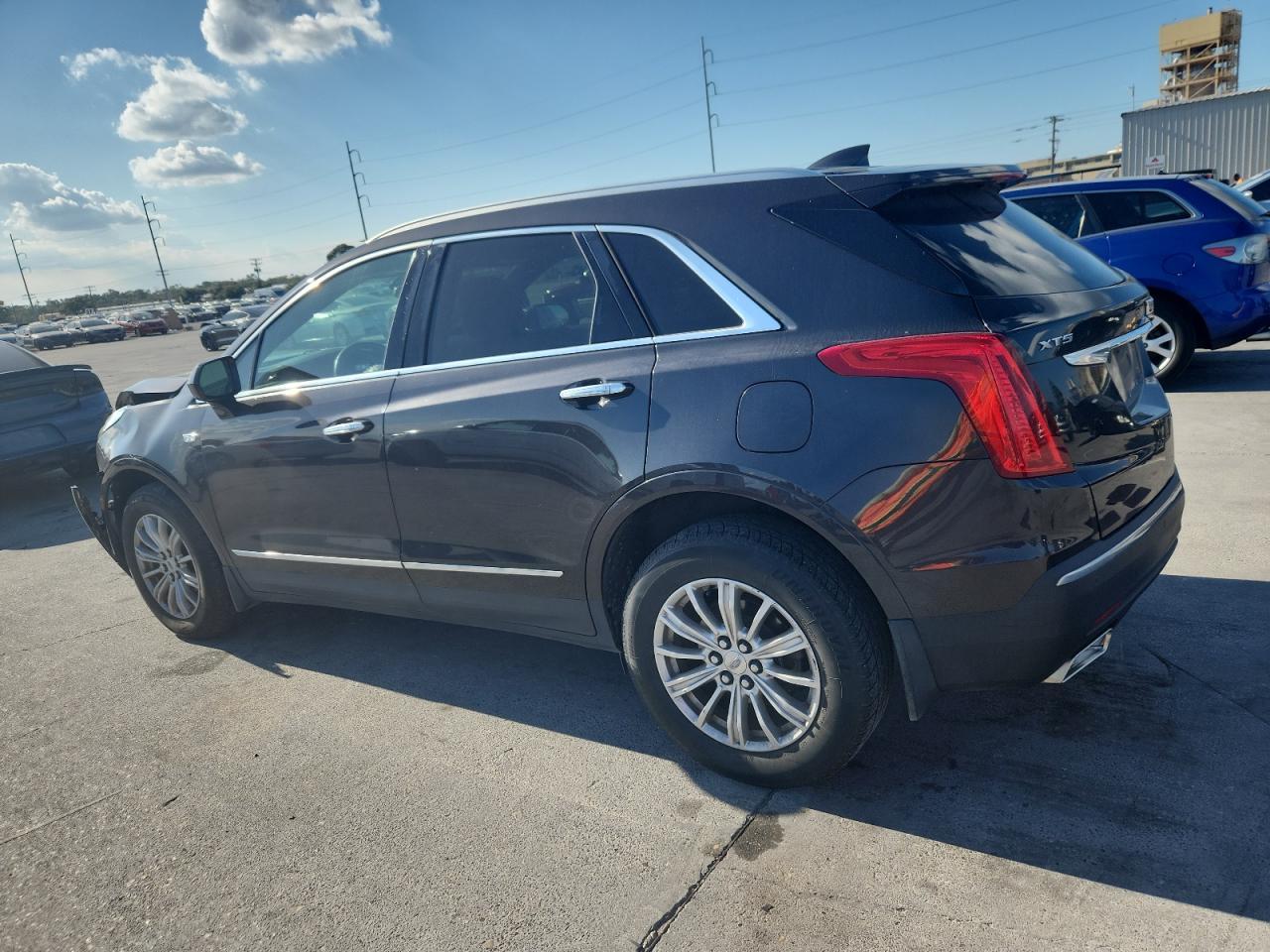 2017 CADILLAC XT5