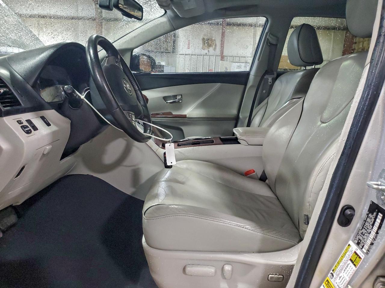 2011 TOYOTA VENZA