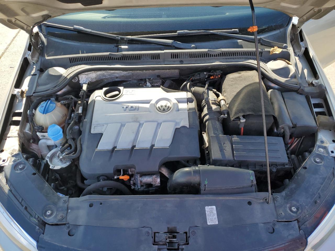 2013 VOLKSWAGEN JETTA