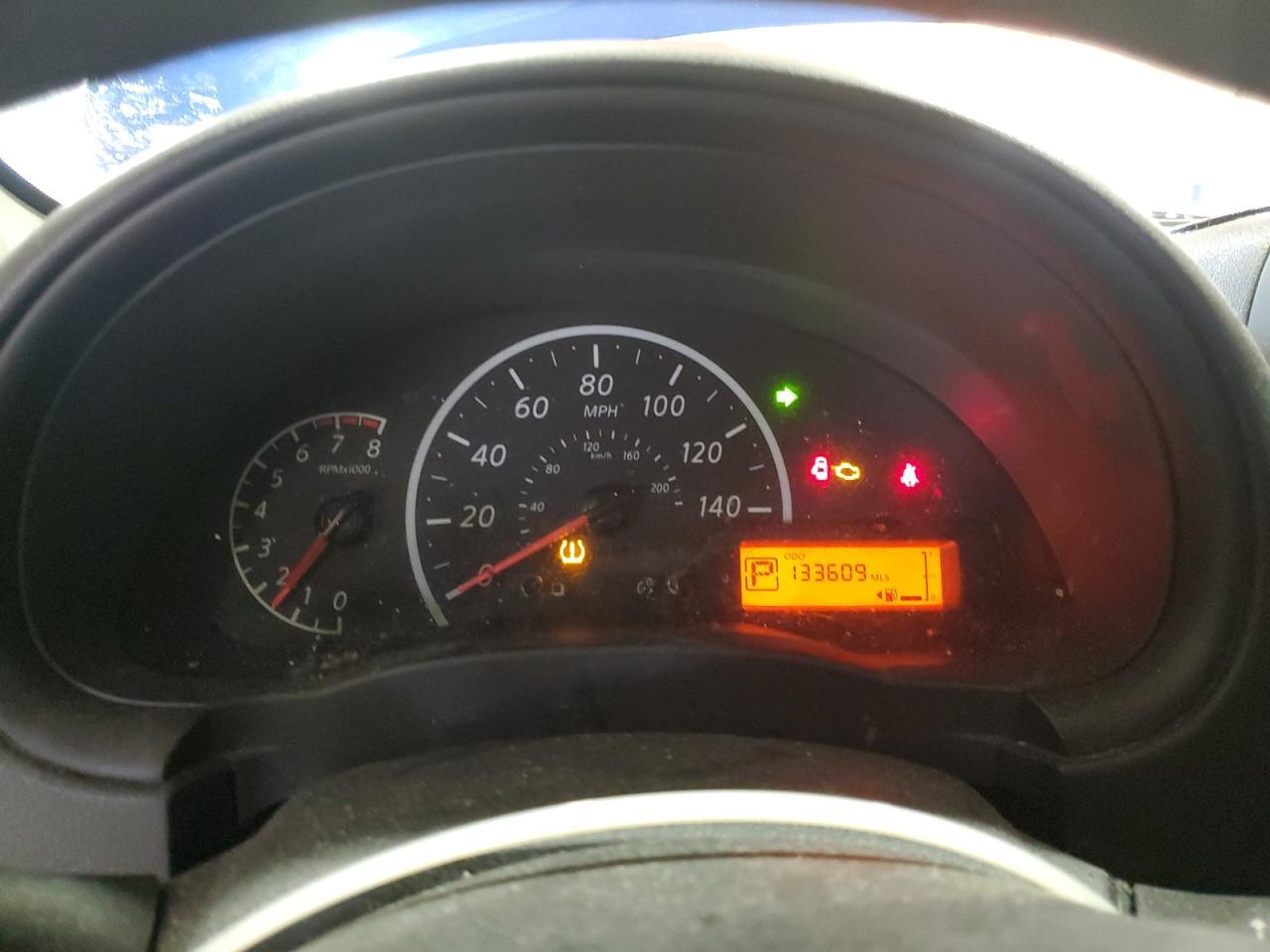 2015 NISSAN VERSA