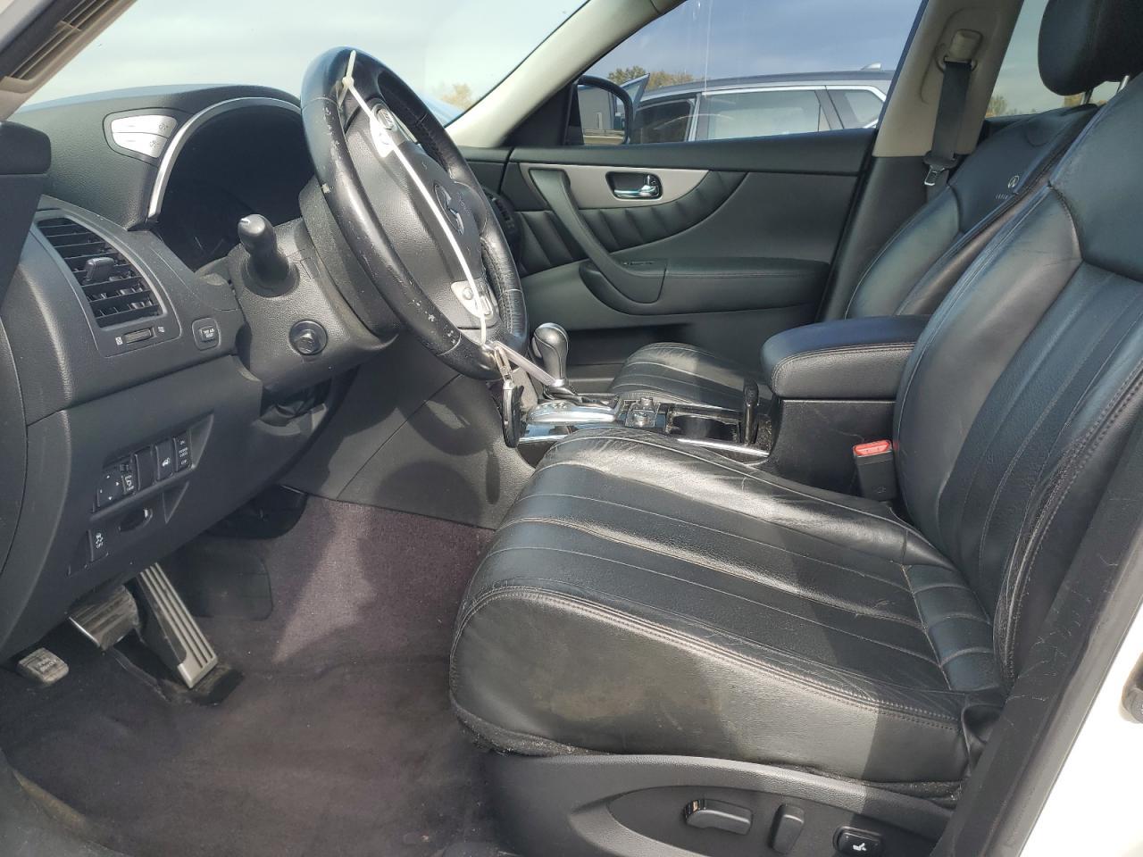 2013 INFINITI FX37