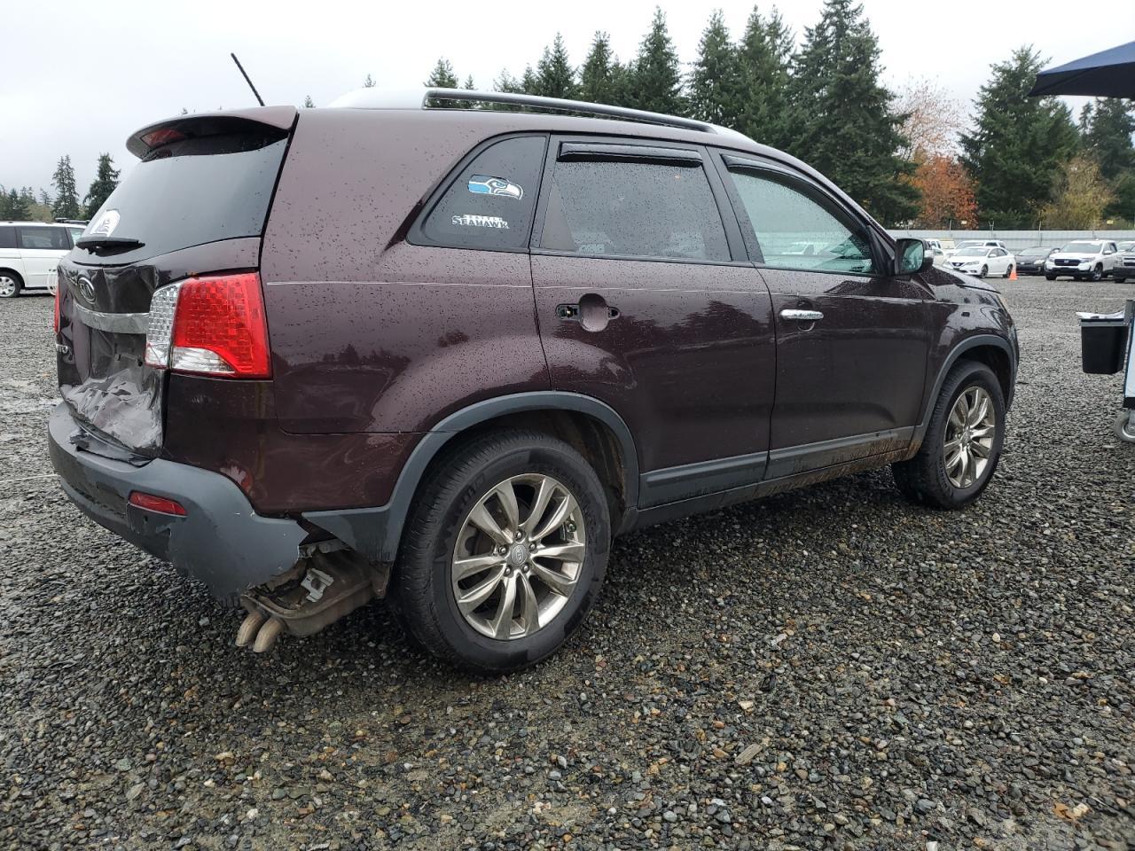 2011 KIA SORENTO