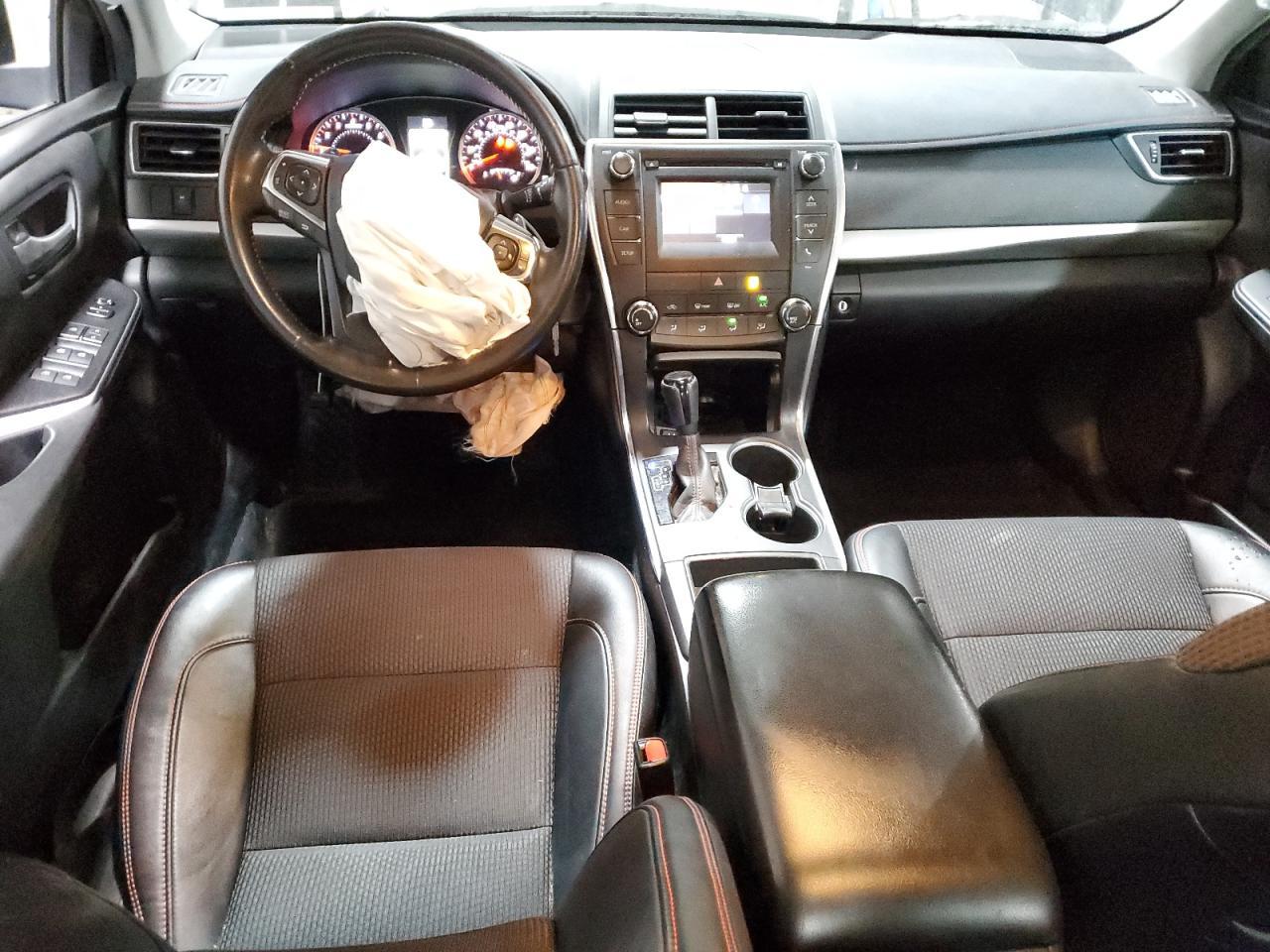 2017 TOYOTA CAMRY