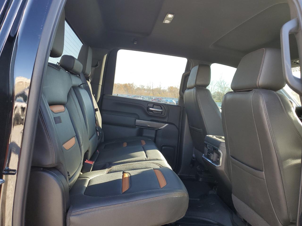 2023 GMC Sierra