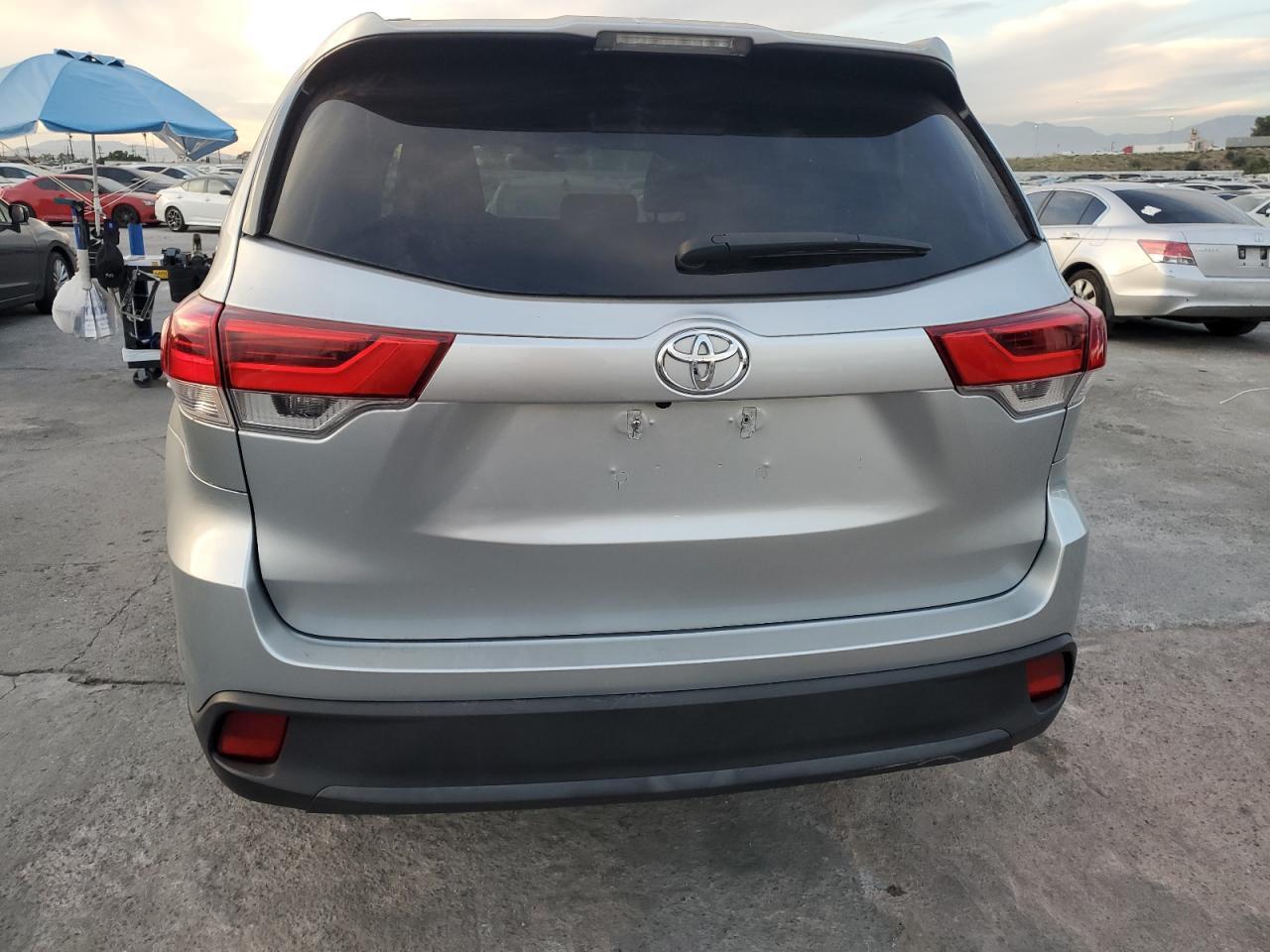 2019 TOYOTA HIGHLANDER