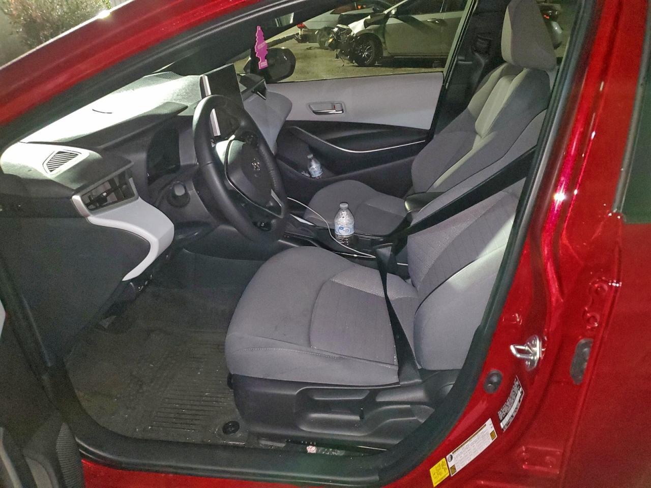 2025 TOYOTA COROLLA