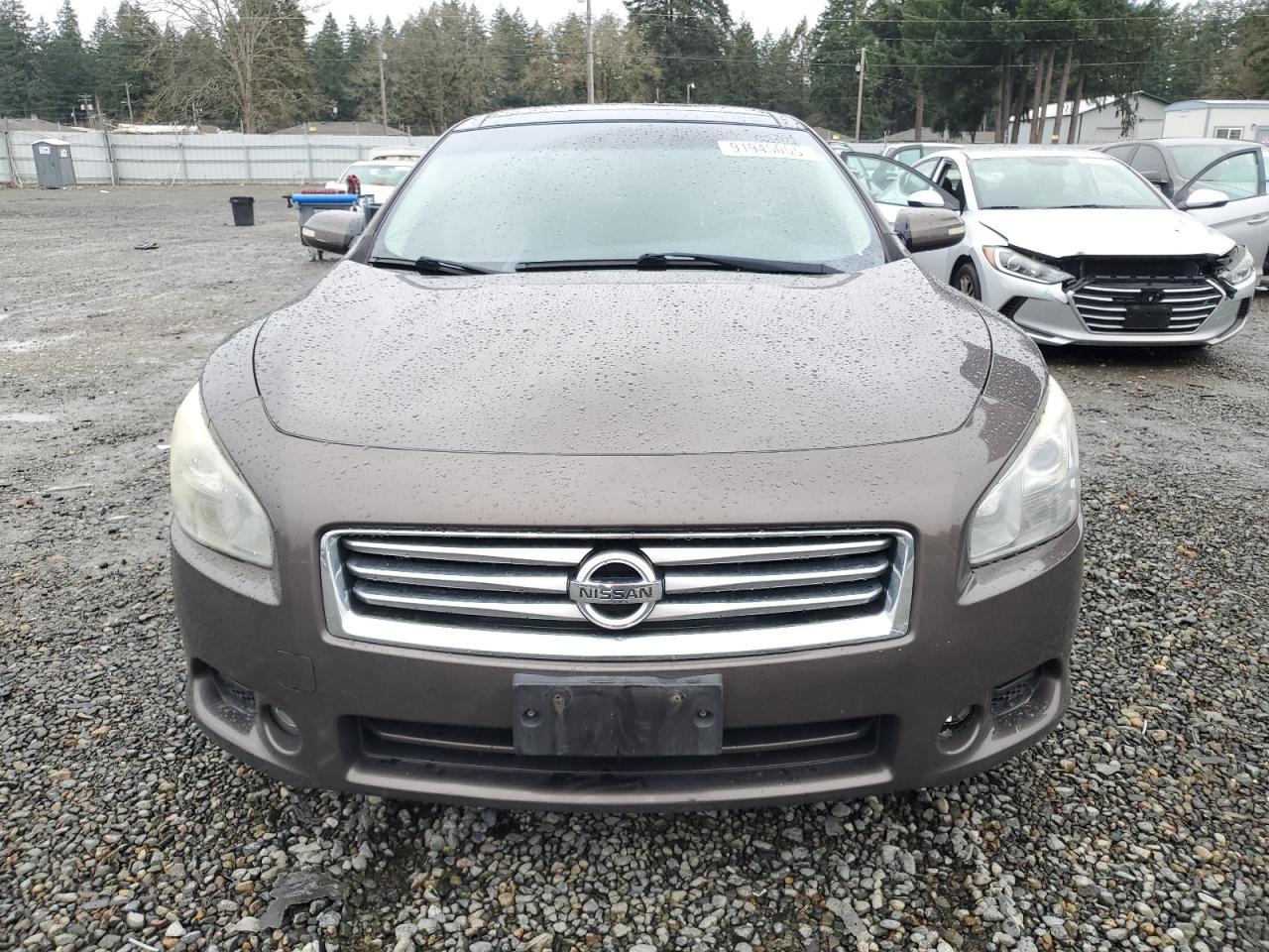 2014 NISSAN Maxima