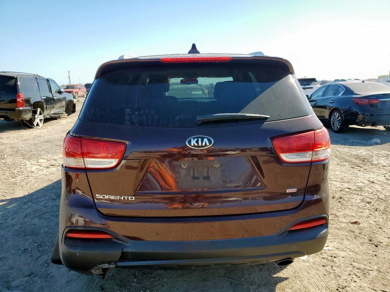 2016 KIA SORENTO
