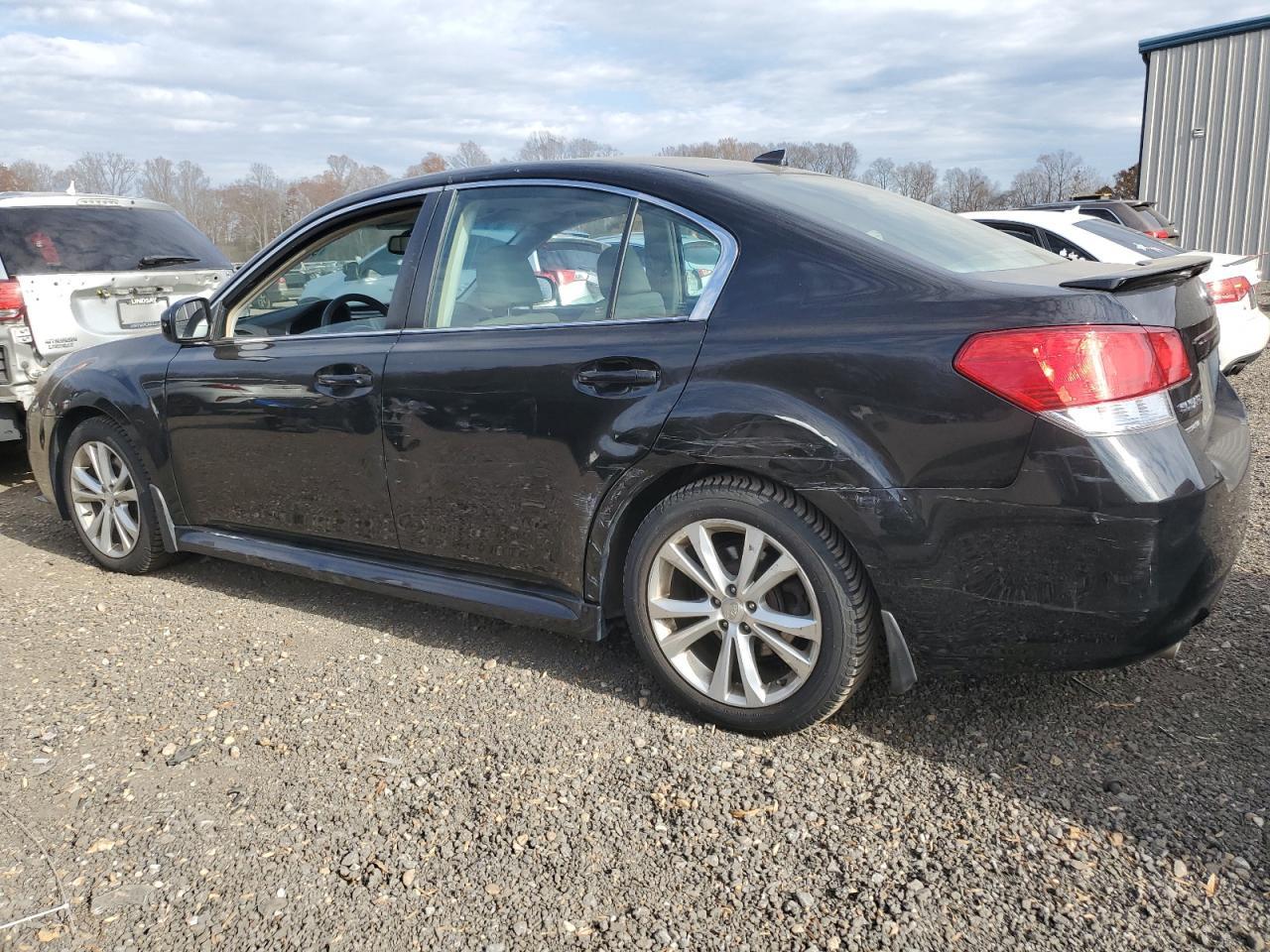 2013 SUBARU Legacy