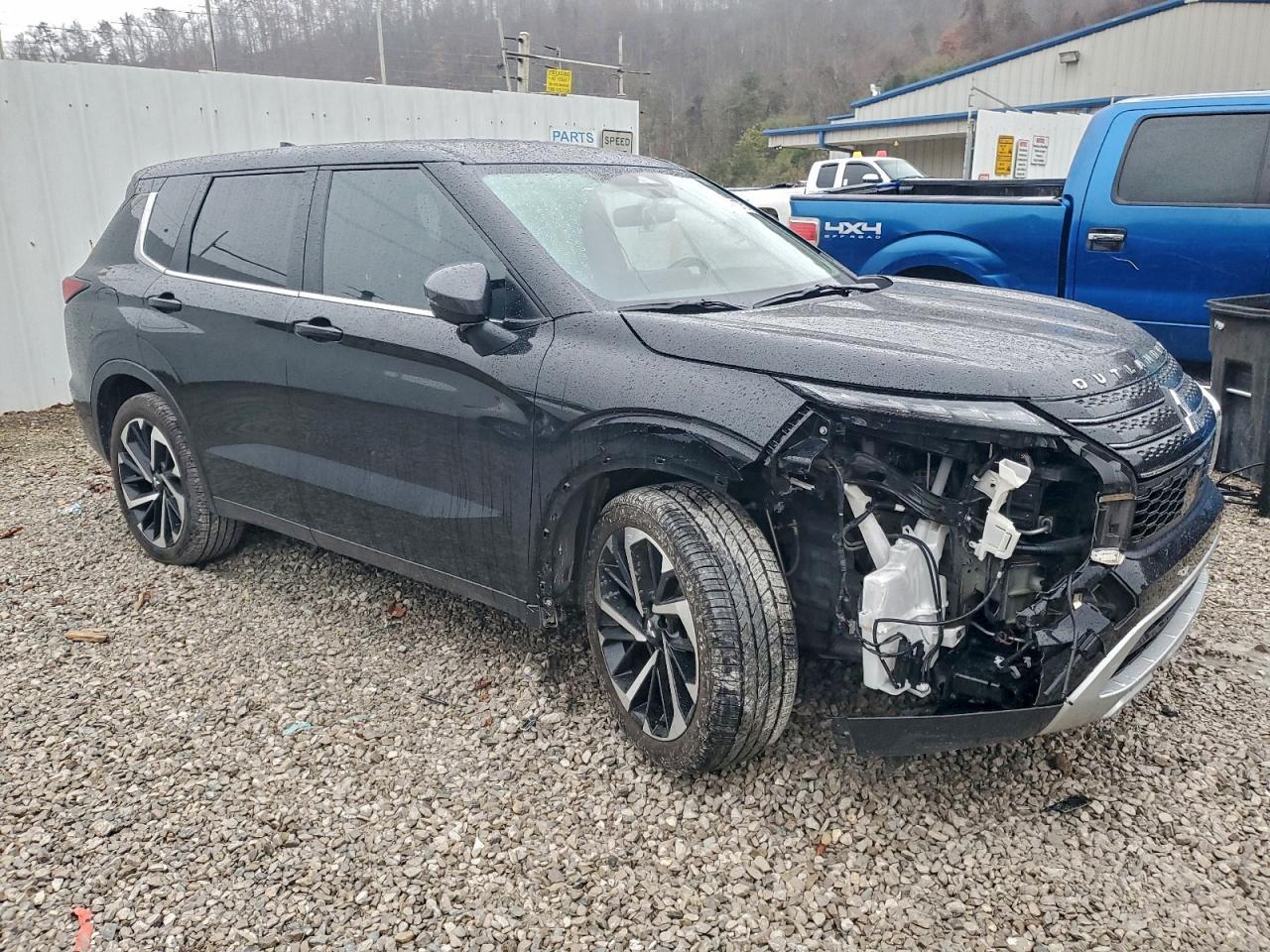 2022 MITSUBISHI outlander