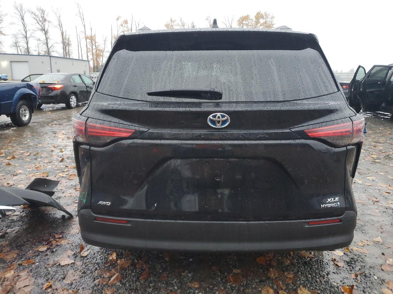 2022 TOYOTA SIENNA