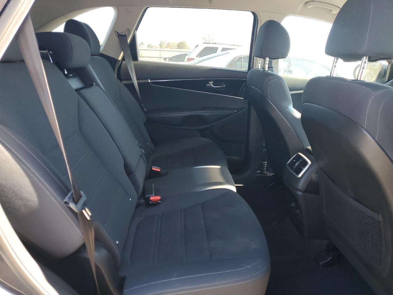 2018 KIA SORENTO